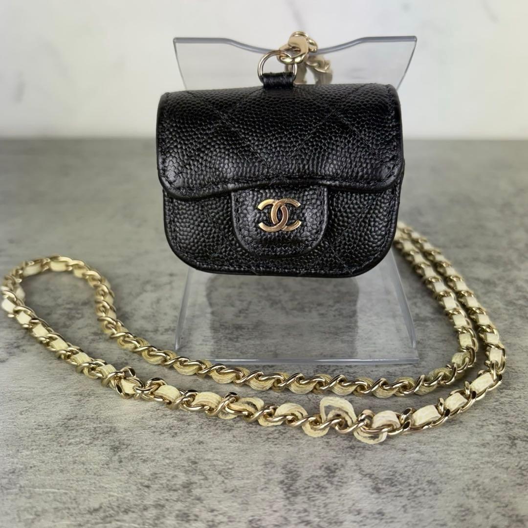 CHANEL マトラッセ　キャビアスキン　AirPods イヤホンケース