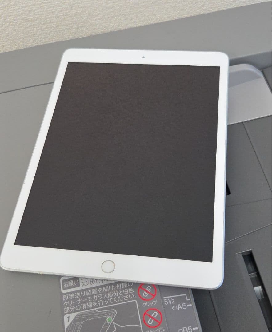 iPad第7世代 32GB シルバー ジャンク