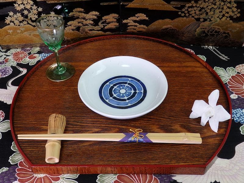 古伊万里　染付　丸に五瓜に唐花の図　家紋　４寸半皿　E90AS-CPb