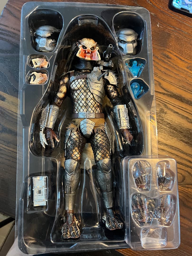 ホットトイズ プレデター クラシックプレデター 1/6