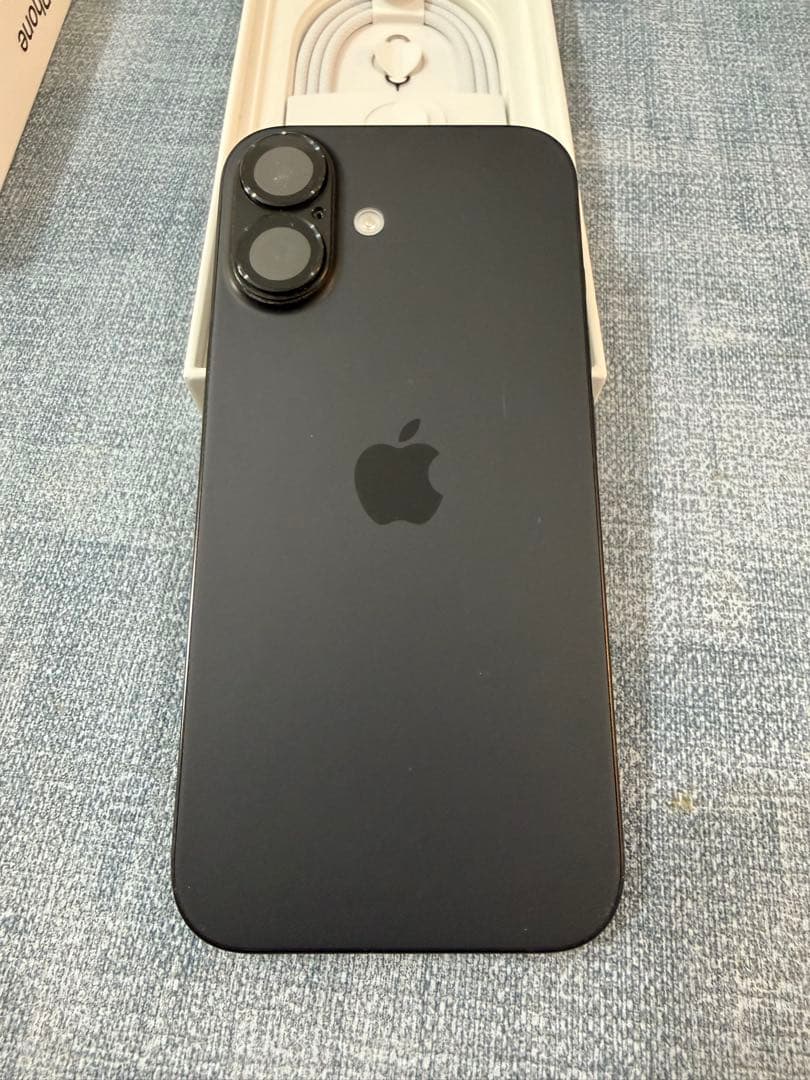 【おまけ付き】iPhone16 Black 128GB SIMフリー