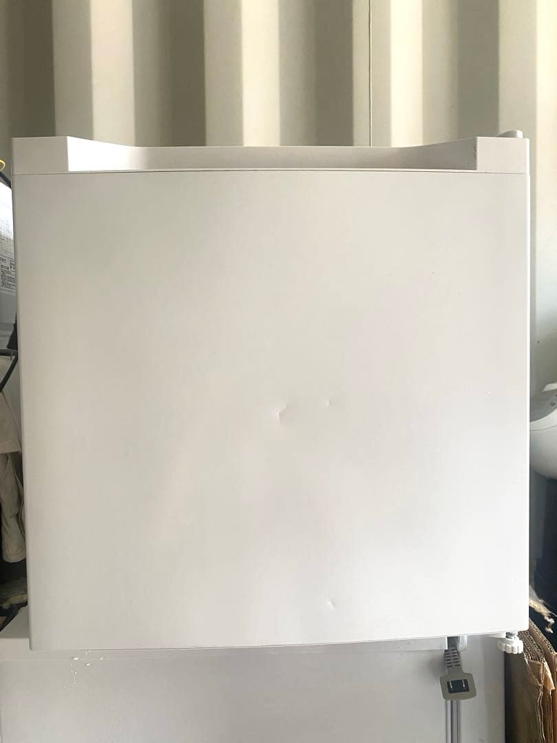 2024年製　アイリスオーヤマ　31L 冷凍庫