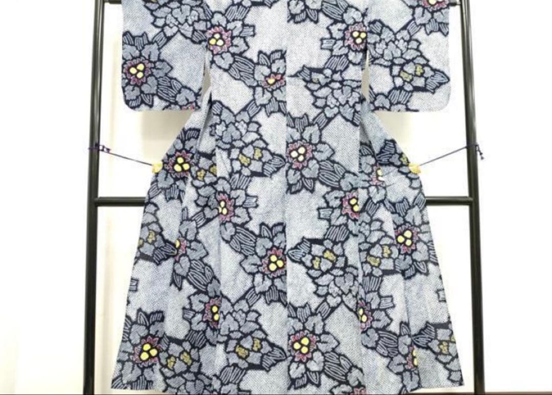 ご奉仕価格 ◆ 粋な大人の浴衣 ◆ 有松絞り 花繋ぎ 逸品
