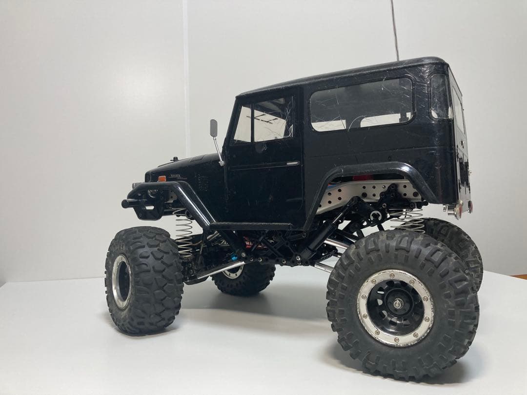 タミヤCR01ランクル40