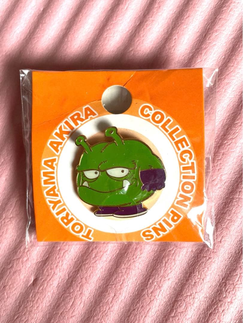 Dr.スランプ　ニコチャン大王　ピンズ　アラレちゃん　ピンバッジ　鳥山明