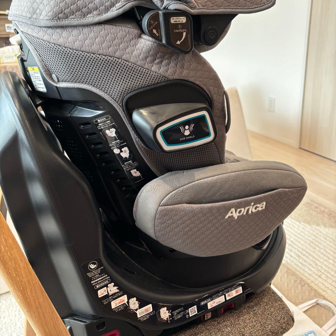 【美品】ApricaフラディアグロウISOFIX360°セーフティプレミアム