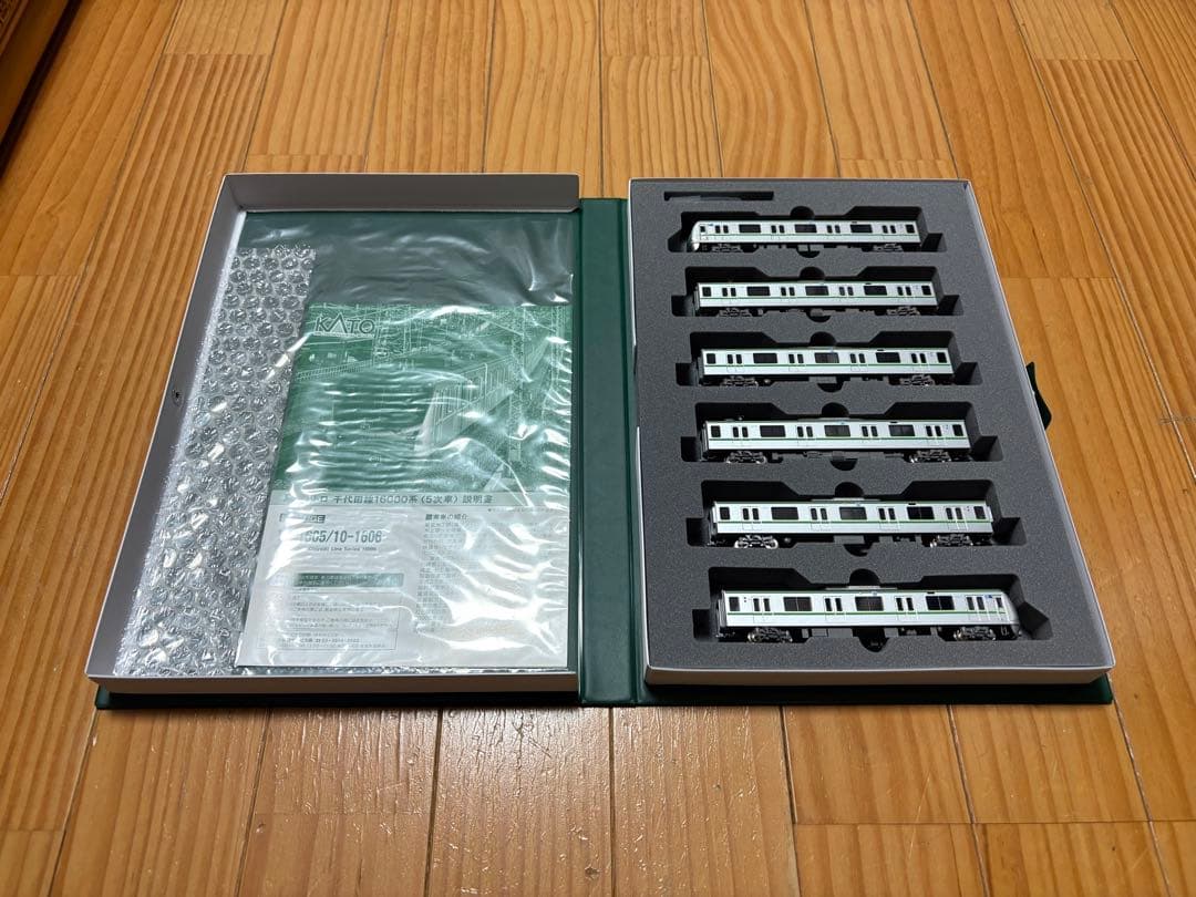 KATO 10-1605・1606 東京メトロ 千代田線16000系 5次車