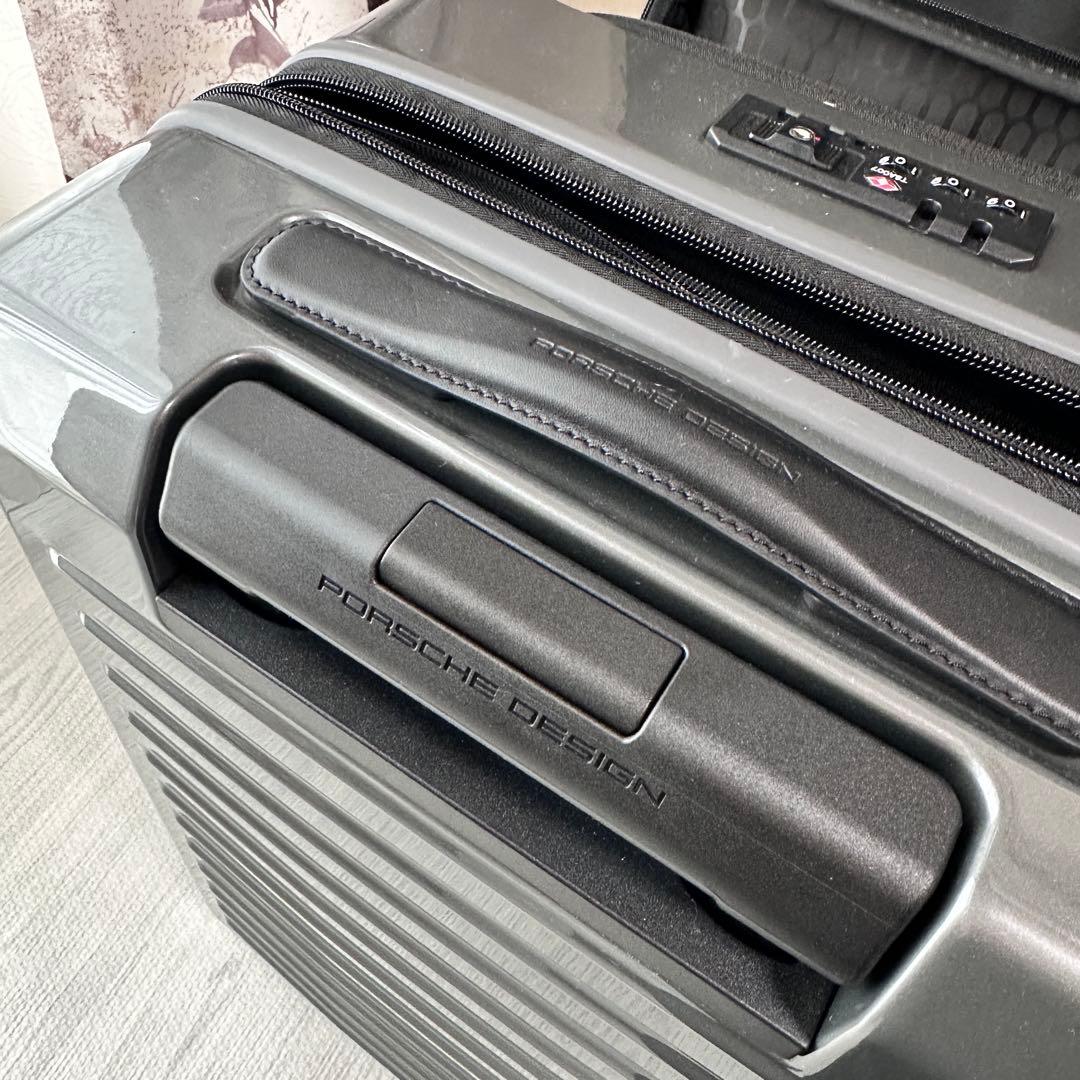 ポルシェ キャリーケース 中型 フロントオープン 充電ポート 拡張可能