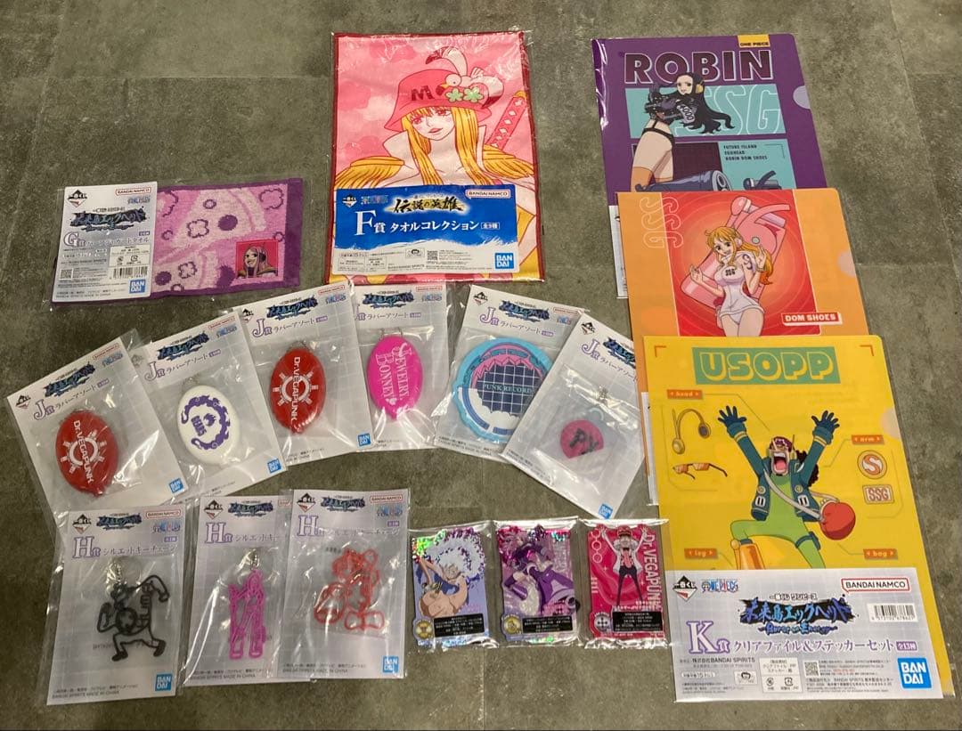 ワンピース 一番くじ 未来島 ラストワン賞 くまVSサターン聖 おまけセット