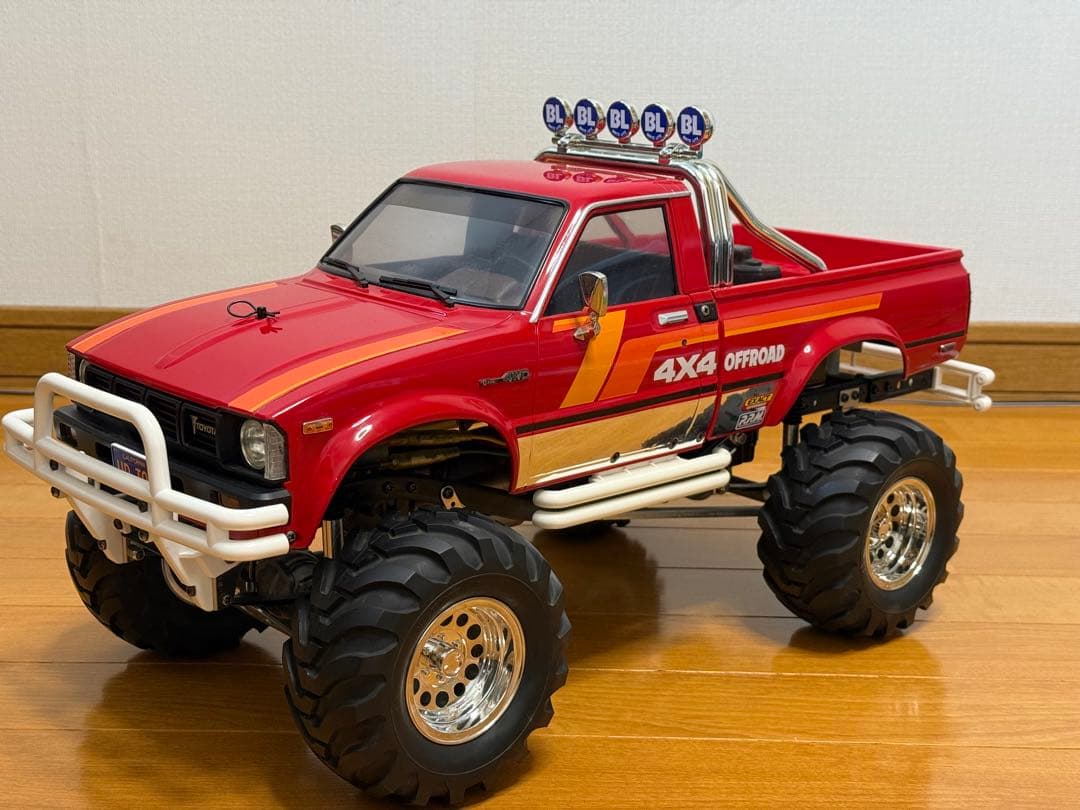 ★タミヤ トヨタハイラックスマウンテンライダー 再販品 室内走行のみ 美品！