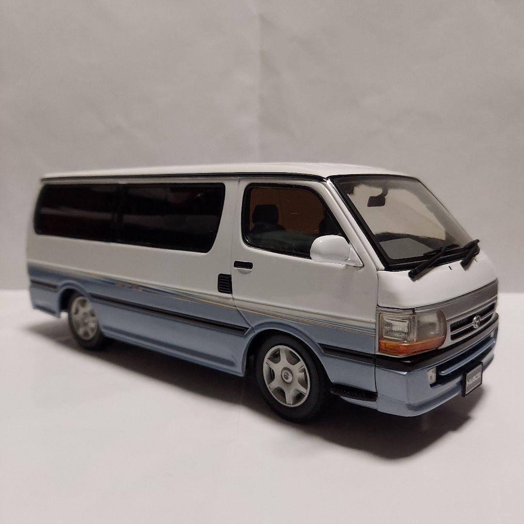 アオシマ DISM 1/24 トヨタハイエース100系バン スーパーGL後期型