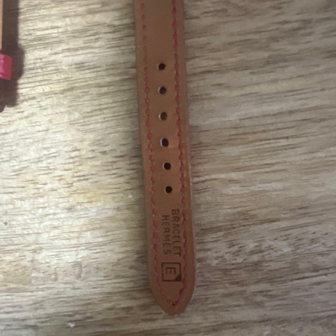 エルメス　セリエ　時計　ベルト　赤