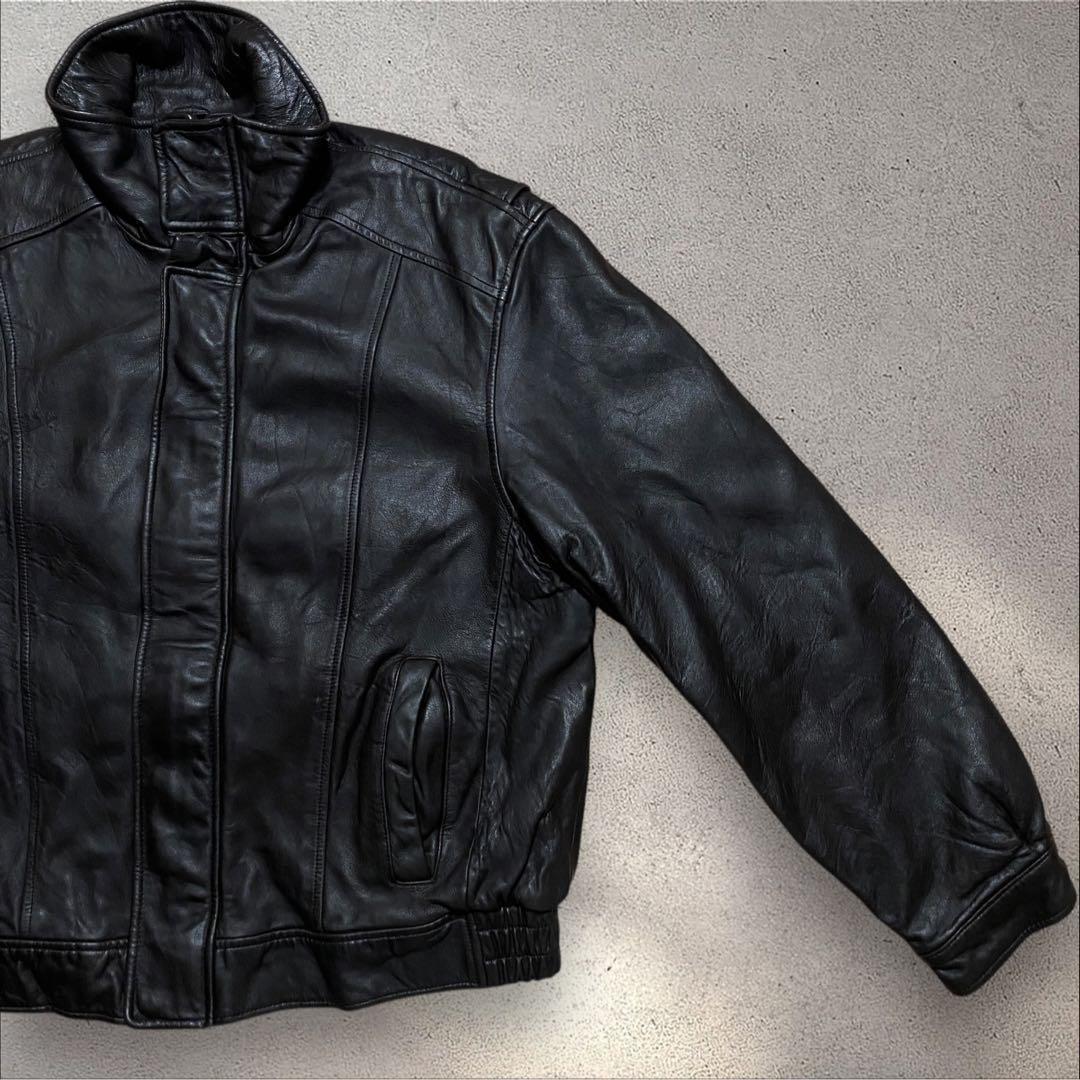 マベレザーA2ブラックスウィングトップスタンドカラー短丈本革ハイネックブル