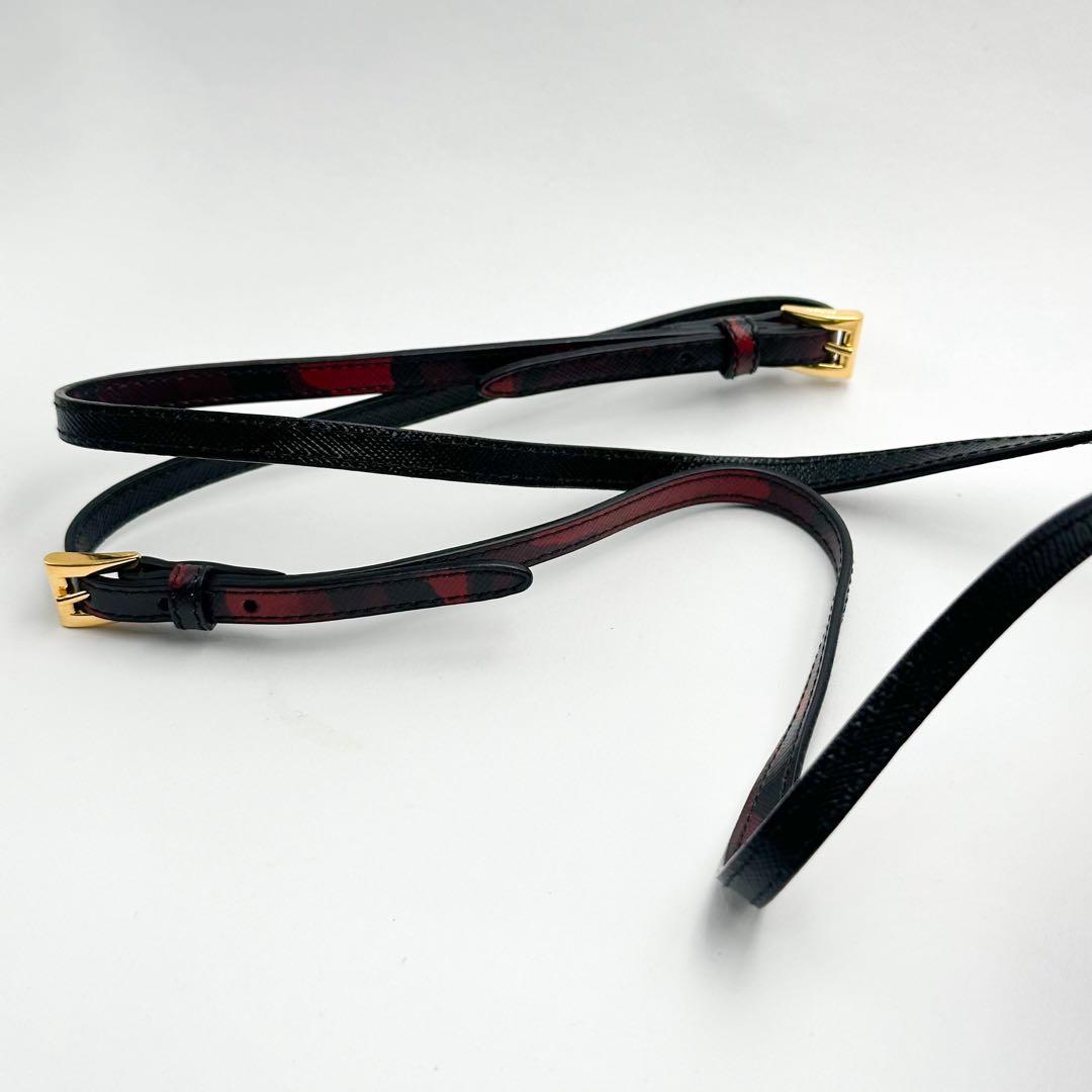 プラダサ フィアーノレザー ショルダー ウォレット 1559