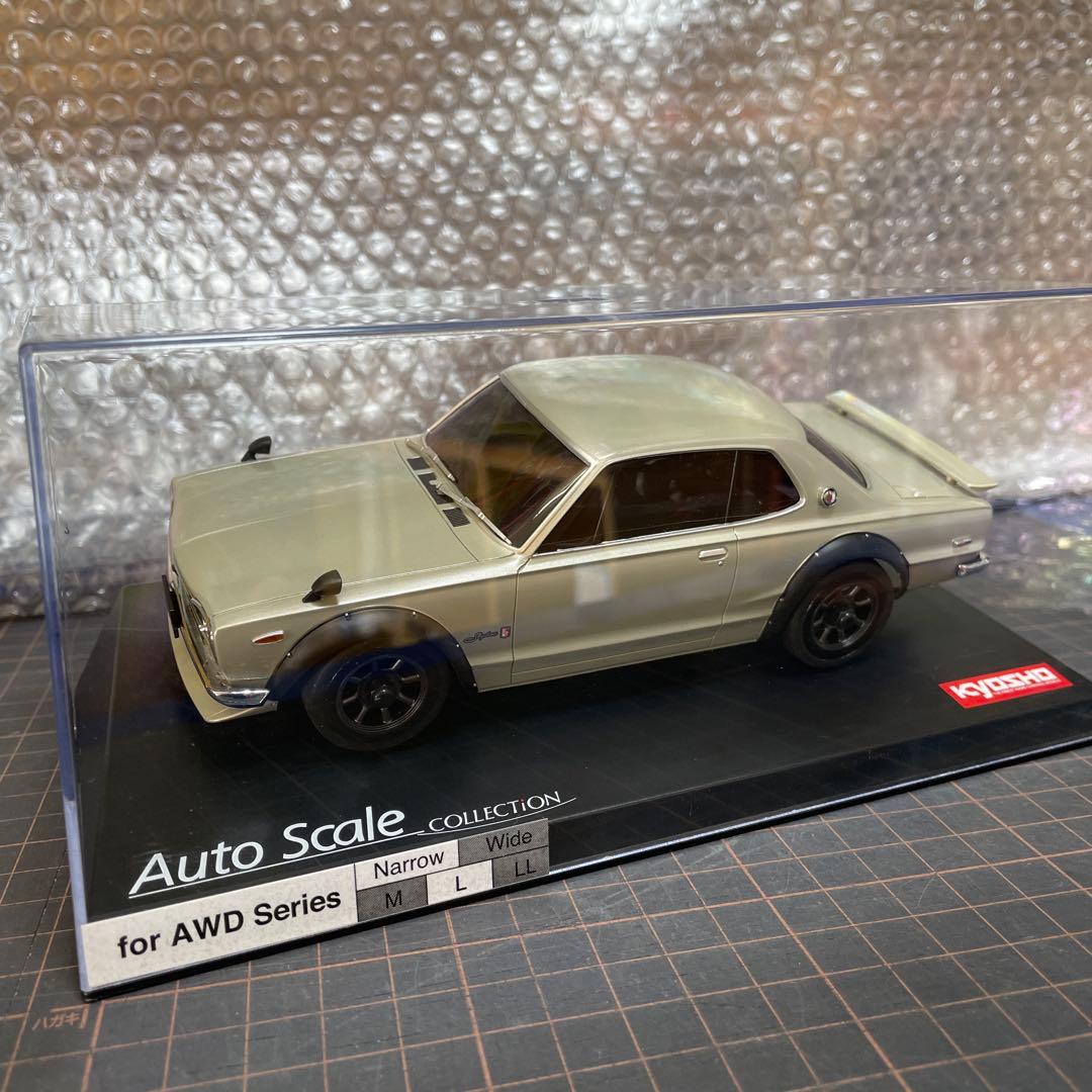 ミニッツ AWD 日産　フェアレディ 240ZG ホワイト　と　2000GT-R