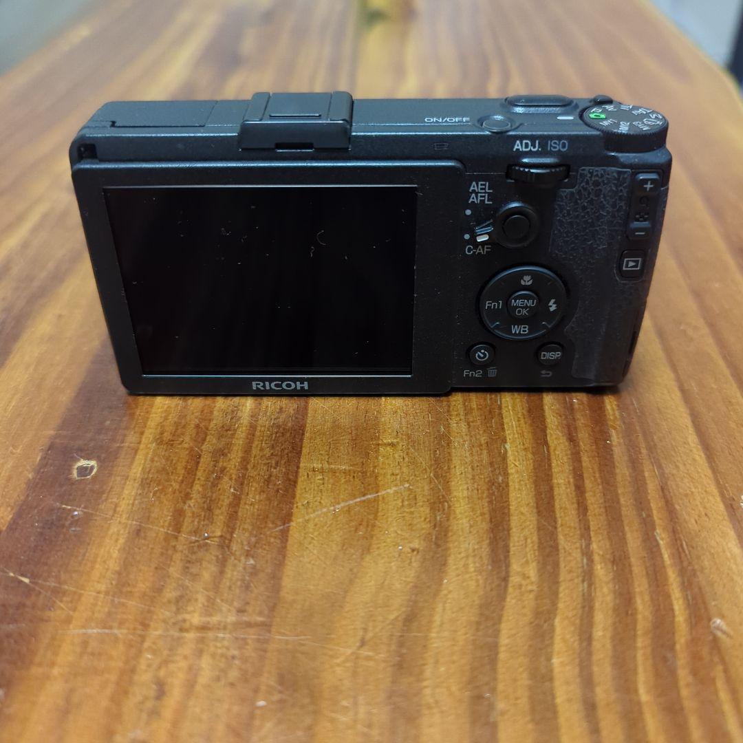 RICOH GR デジタルカメラ 初代APS-Cモデル