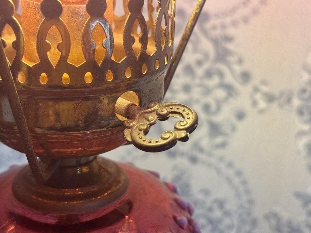 フェントン　ホブネイル　クランベリー　オパールセント　ランプスタンド