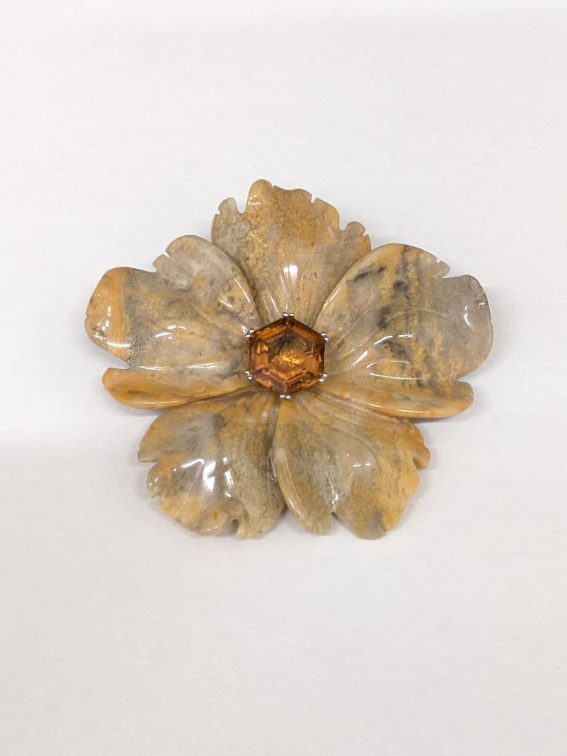 YANES ヤーネス ブローチ兼トップ フラワーモチーフ 750WG刻印