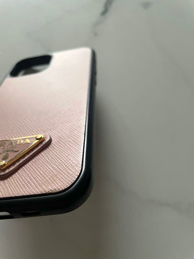 PRADA サフィアーノレザー iPhone12ケース