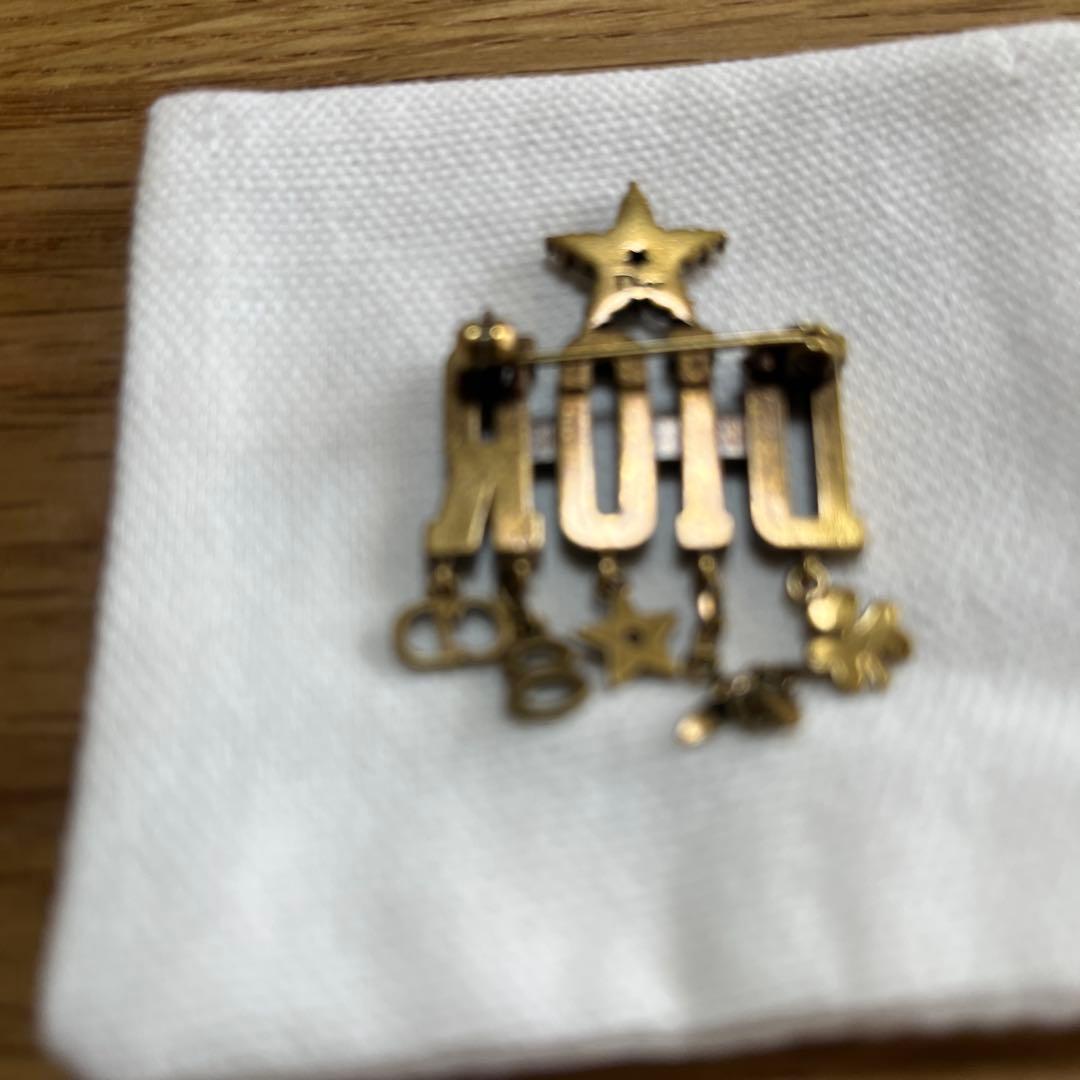 クリスチャンディオール ブローチ