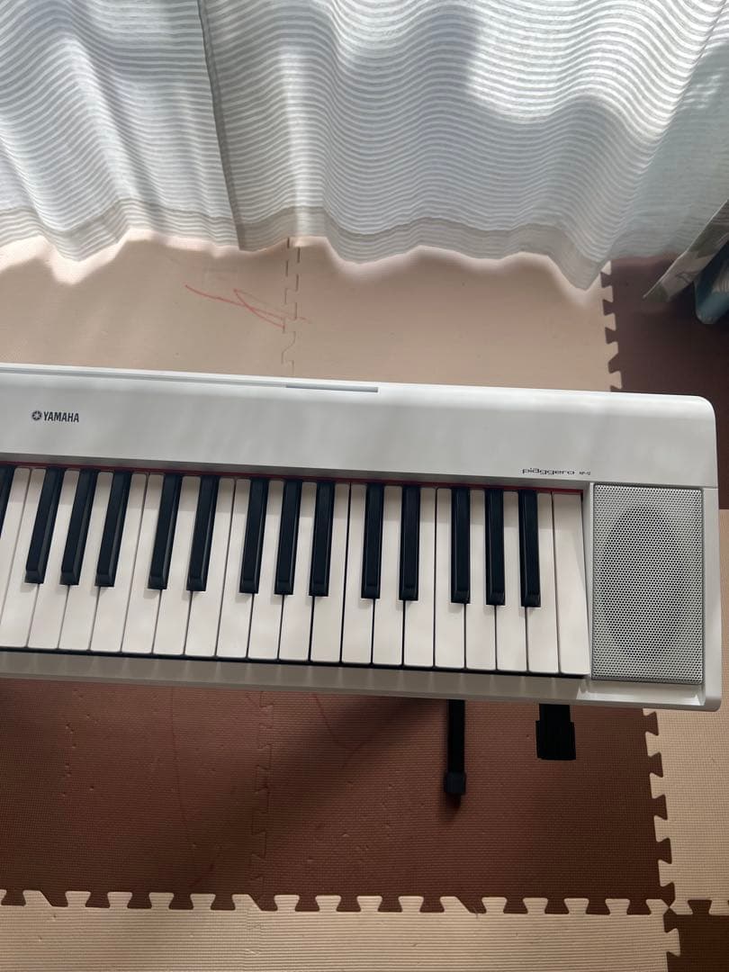 YAMAHA piaggero NP-12 ホワイト61鍵盤電子キーボード