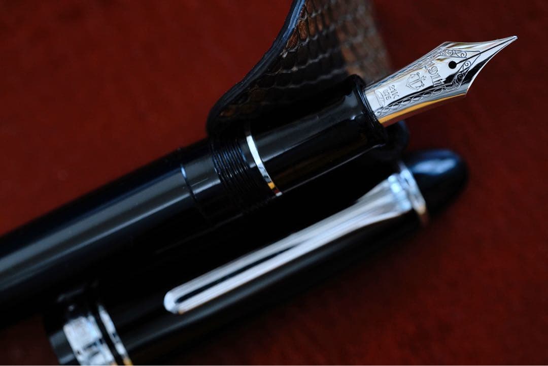 セーラー　細美研ぎ　プロフィット　万年筆