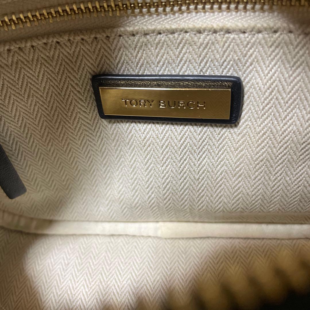 ✨TORY BURCH✨チェーンショルダー　キラ　シェブロン　キルティング