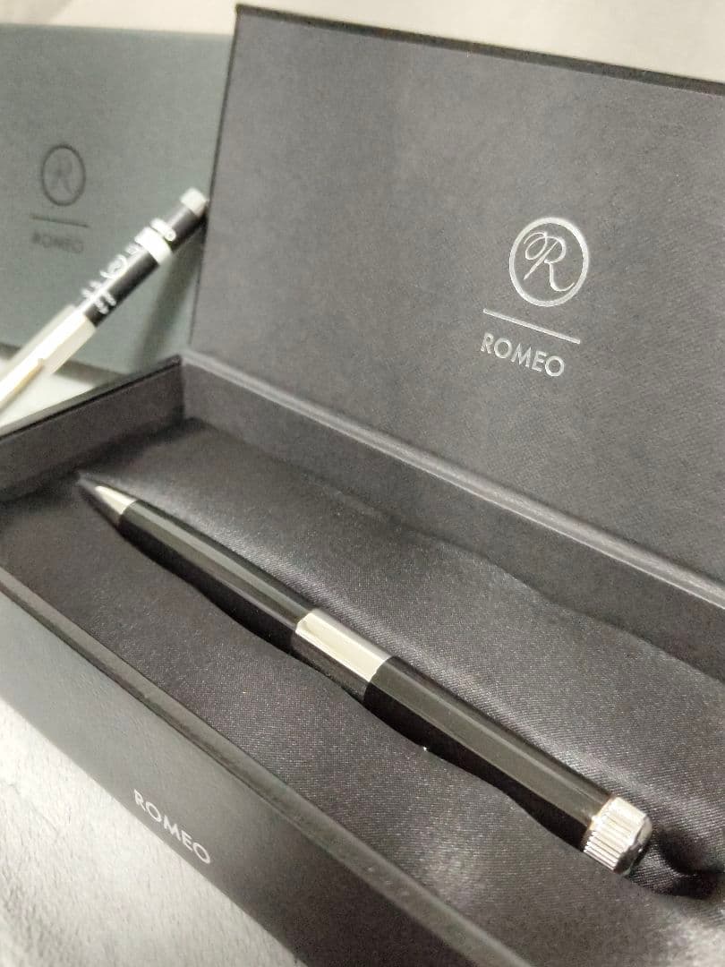 美品！ROMEO ロメオ R-211 No.3 ボールペン ブラック