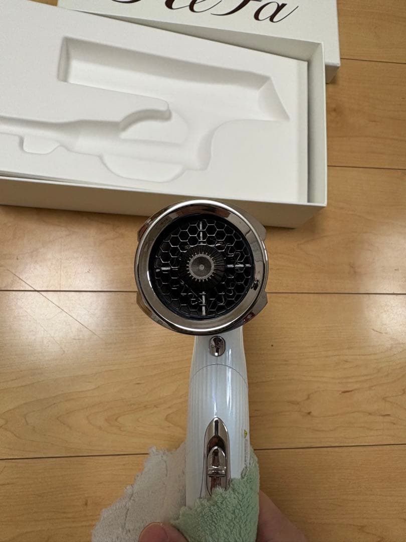 リファビューテックドライヤーS+ 美品