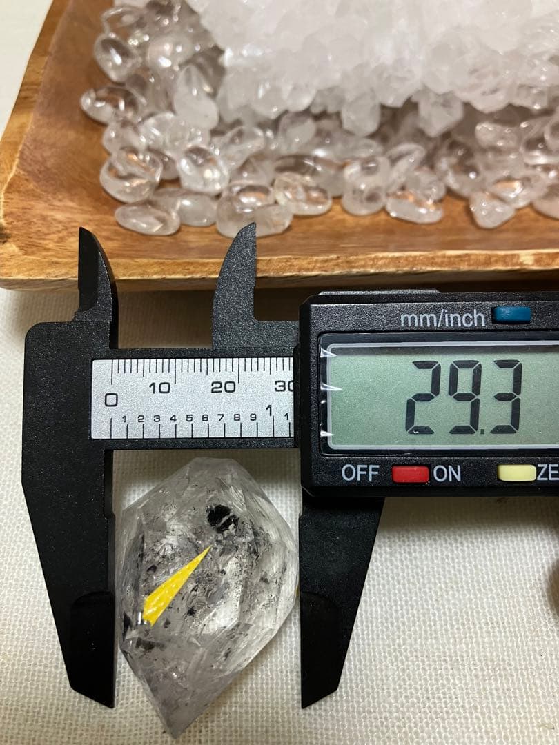 希少　流砂　気泡入り　エレスチャルクォーツオブジェ　43.3mm×29.3mm