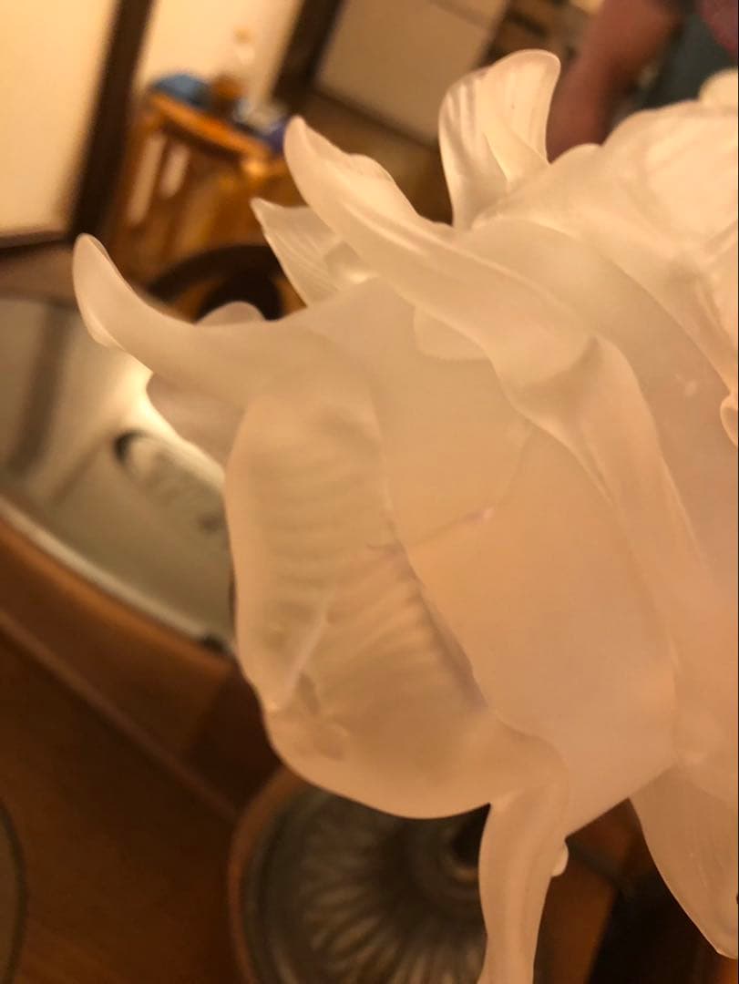 更に、値下げ！クラシック木製ドレッサー・ミラー・照明付き