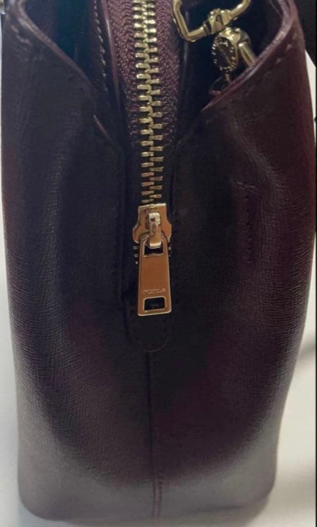 【超美品】フルラ　FURLA ハンドバッグ バーガンディー ショルダーバック