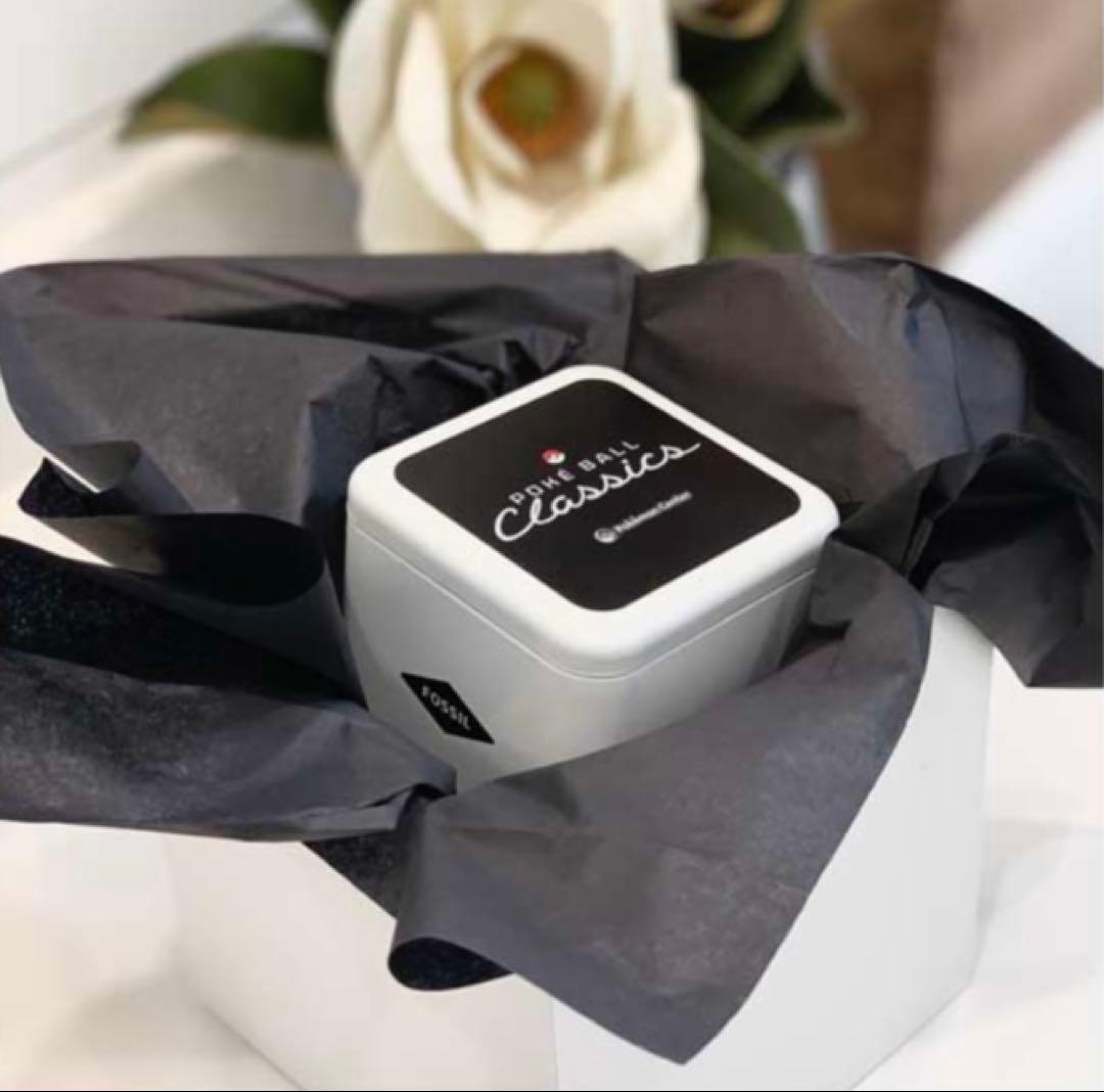 海外ポケモンセンター限定 ポケモン Fossil モンスターボール 腕時計