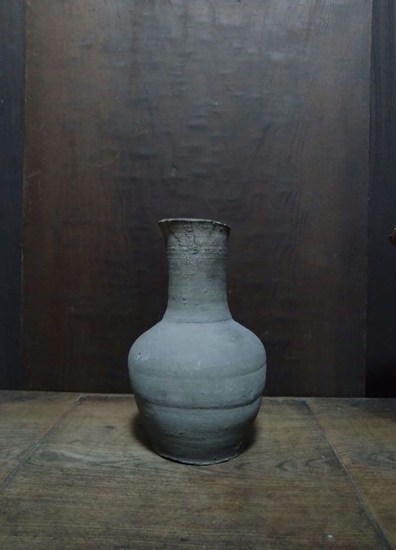 須恵器長頸瓶　発掘　考古　花生　花飾り　骨董古道具