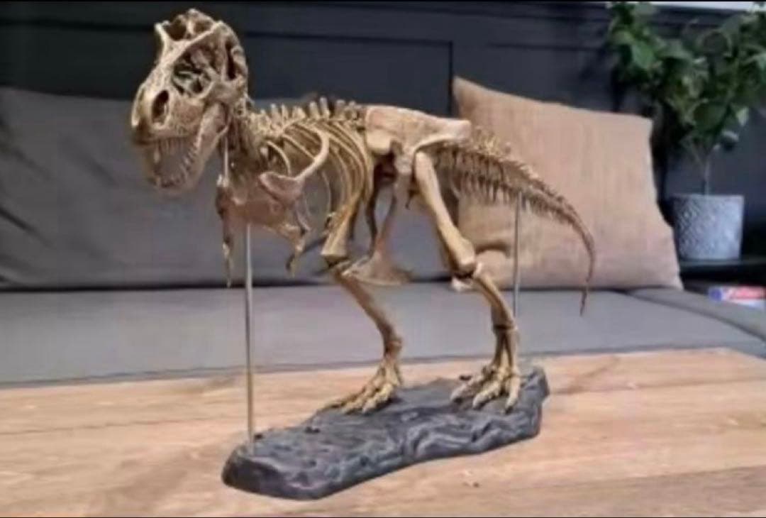 ジュラシックワールド 恐竜 フィギュア。