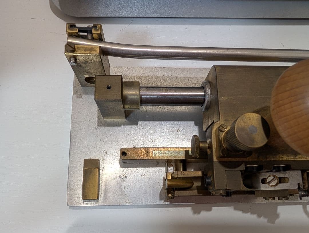 オーボエ　ガウジングマシン　ミヒェル