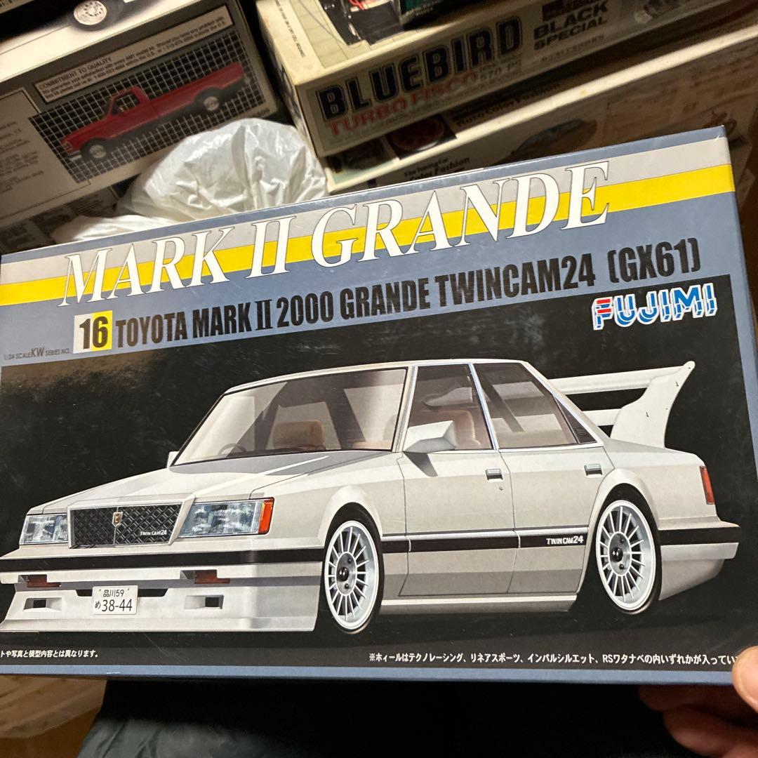 フジミトヨタ マークII 2000 グランデ (GX61) プラモデル