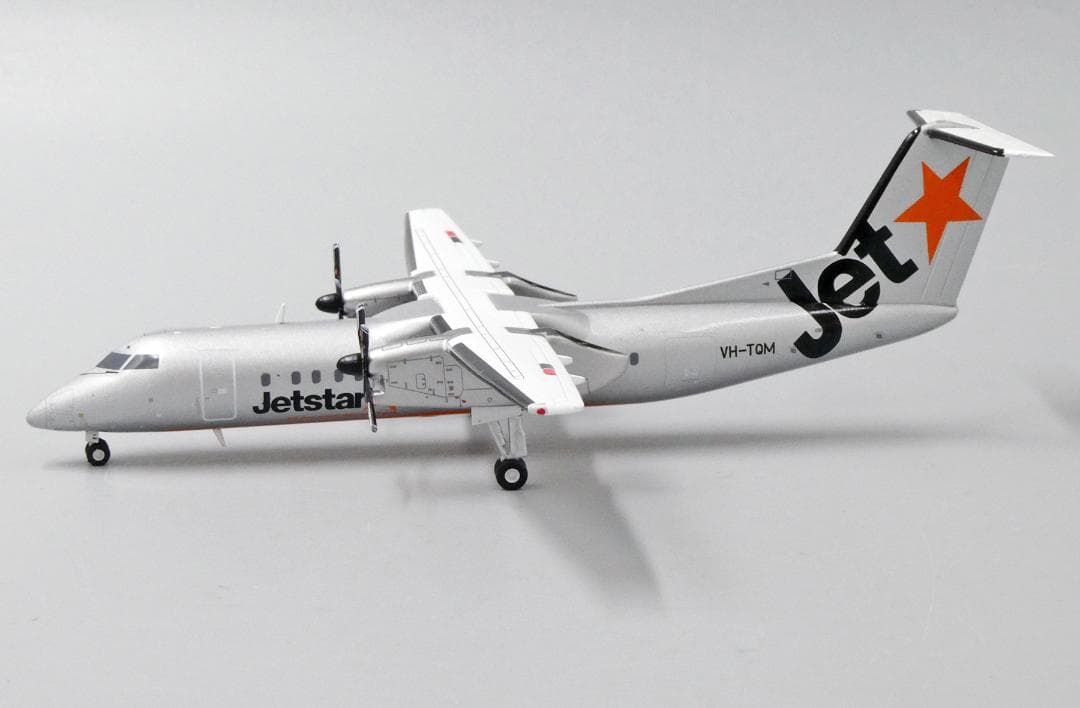 ジェットスター Dash8-Q300 VH-TQM 1/200