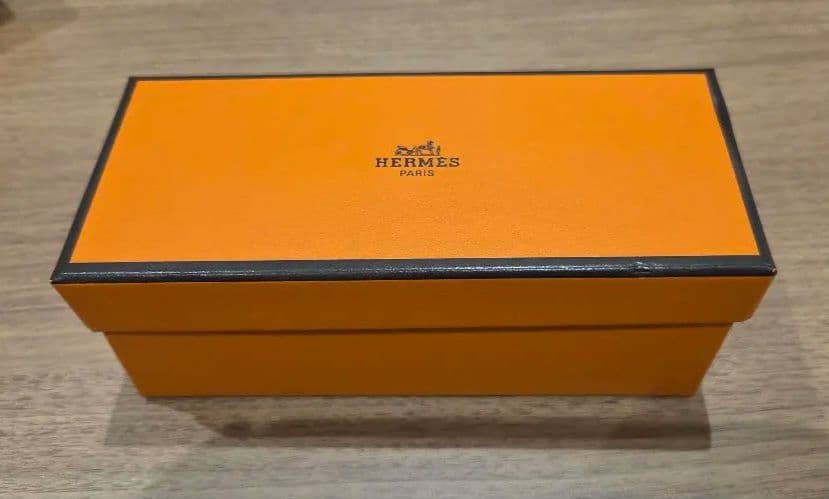 HERMES エルメス シューズブラシ 新品未使用、ショッパー、リボン付き