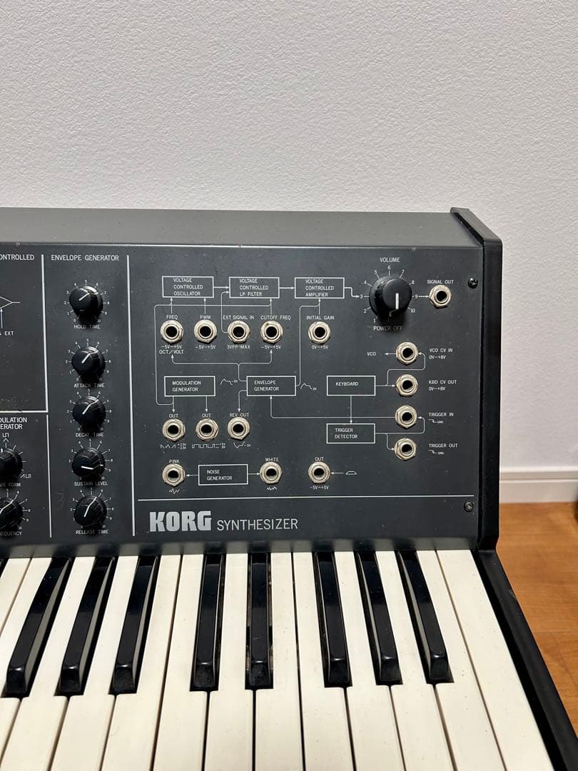 KORG MS-10 アナログシンセサイザー