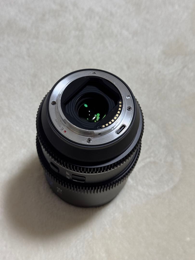 SIRUI 40mm T1.8 AF アナモルフィックレンズ