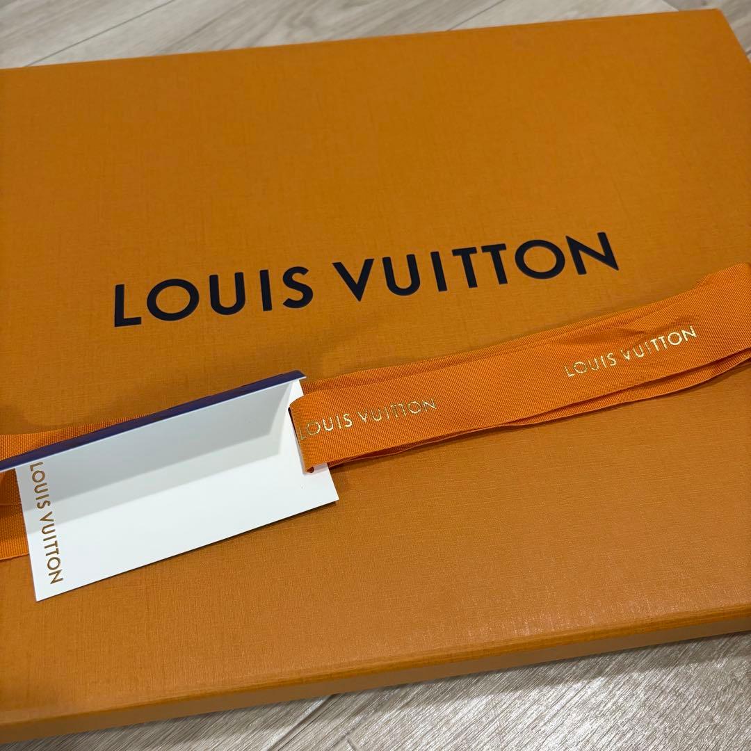 LOUIS VUITTONマフラーグラデーション