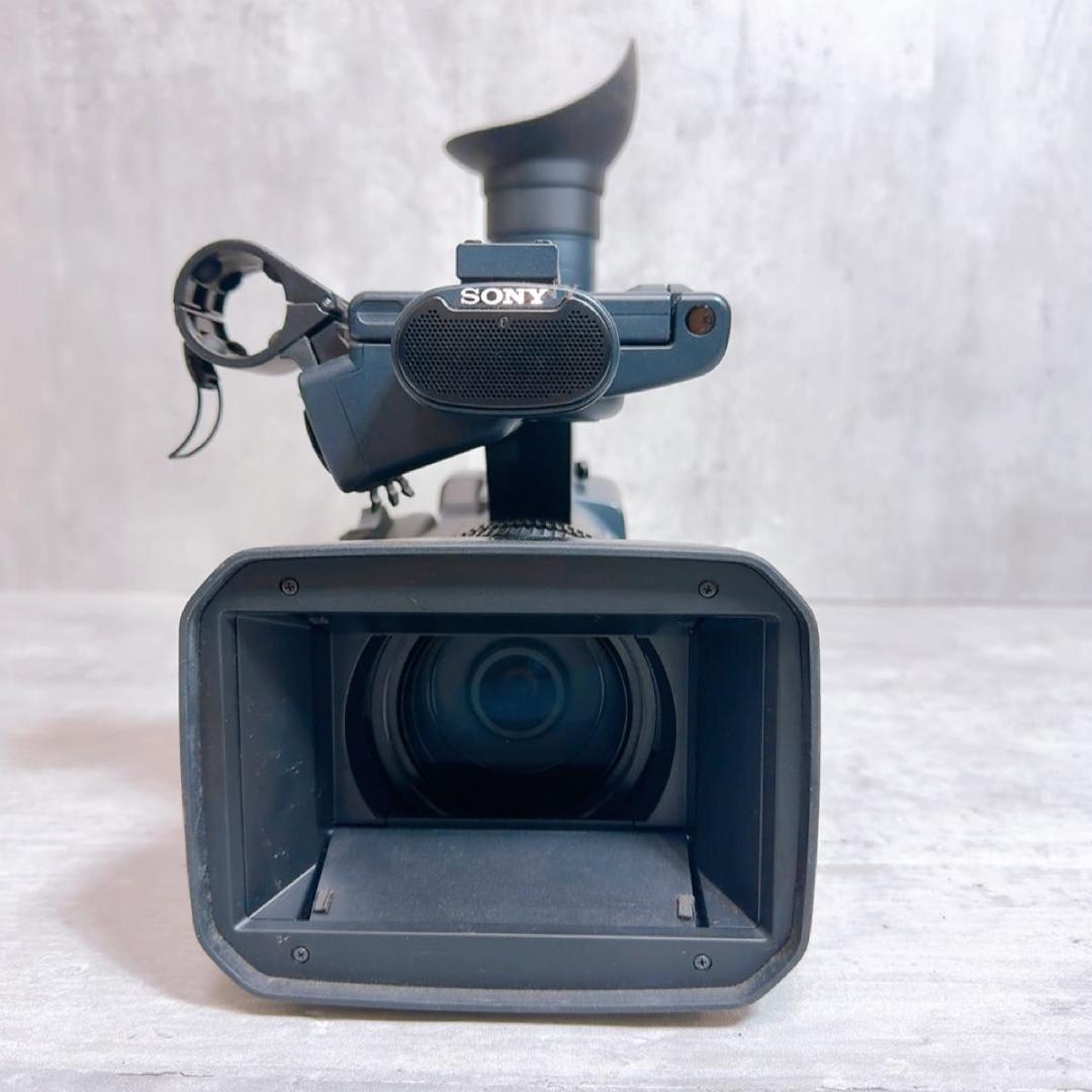 Sony ソニー　HDR-AX2000 業務用ビデオカメラ 本体