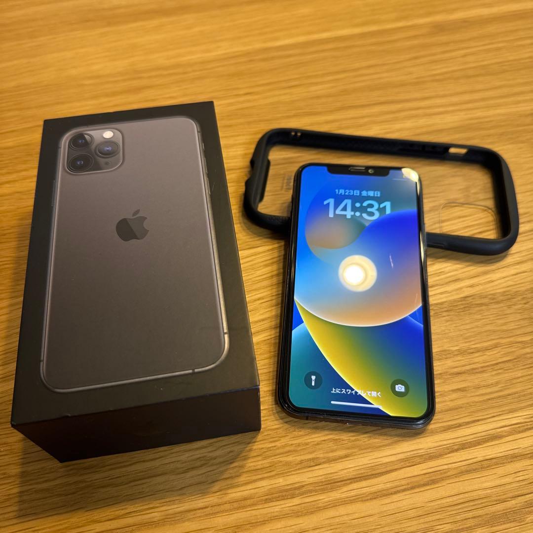 iPhone 11 pro 256GB Apple 本体