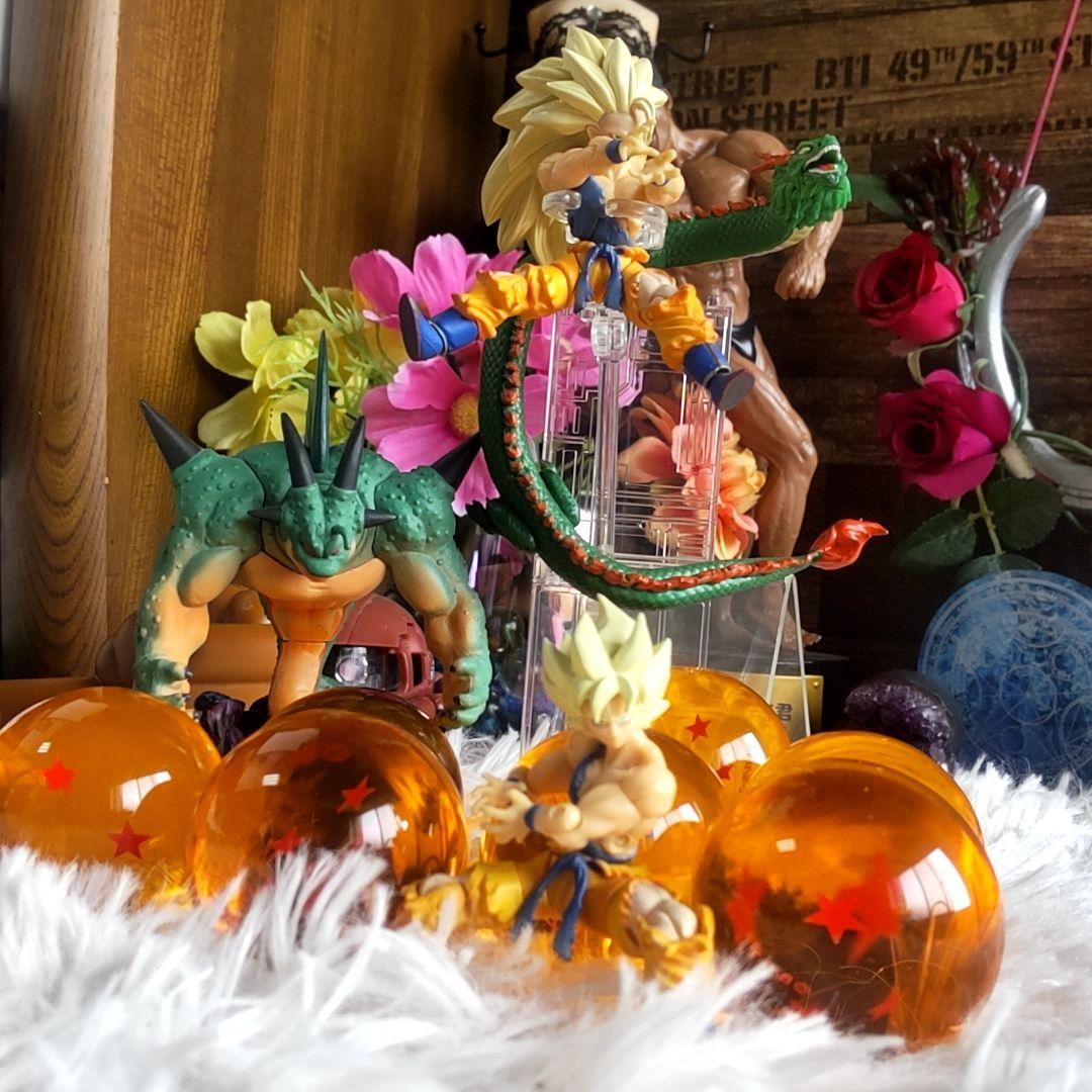 ドラゴンボールZ 悟空 超サイヤ人 3 掌動 アクリルドラゴンボール7つ 神龍風