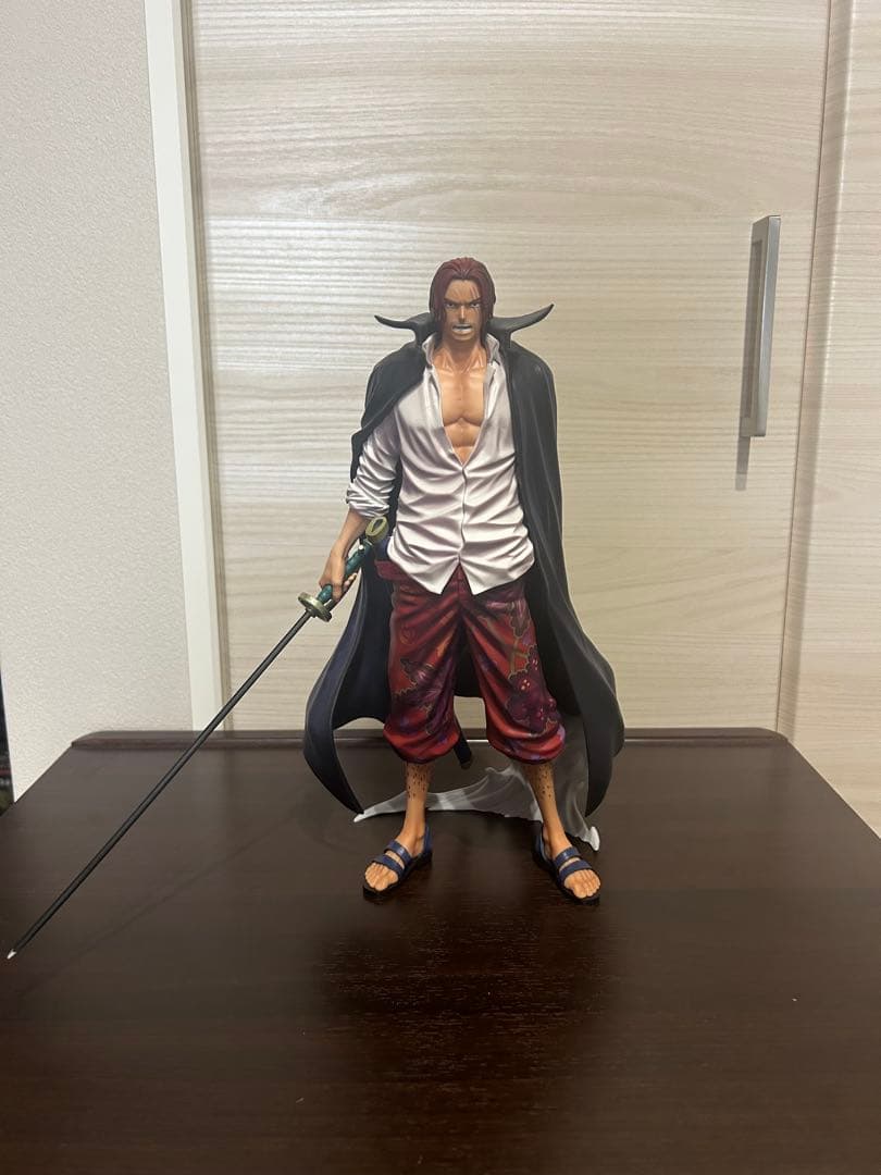 ワンピース　バンプレくじ　シャンクス　A賞