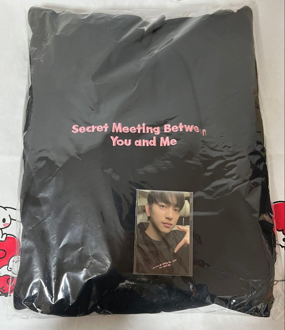 【新品未使用】GOT7 ジニョン ファンコン パーカー ＋トレカ