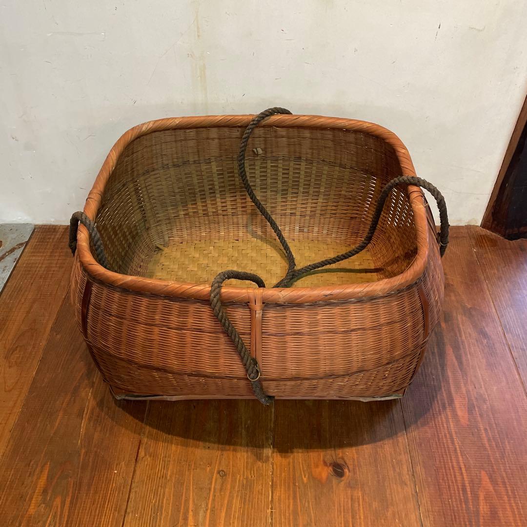 美品　レトロ　竹籠　バスケット　編み籠　収納　かご　大きいサイズ　インテリアに