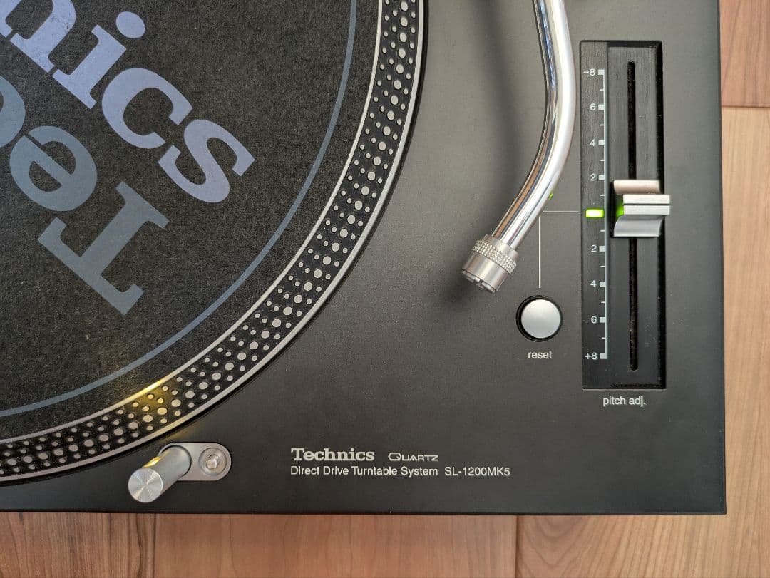 Technics SL-1200 MK5 ターンテーブル ブラック