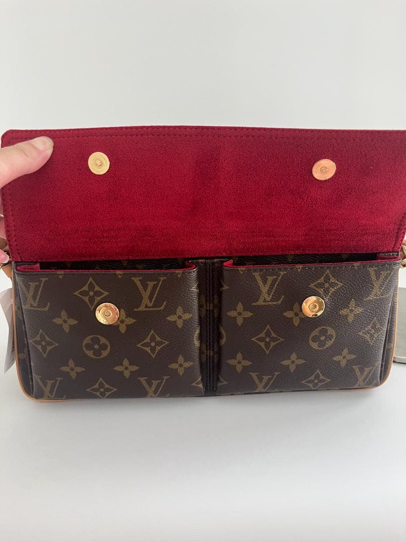 Louis VuittonモノグラムM51164ショルダーバッグ ヴィバシテMM